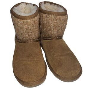 Minnetonka Tan Suede &‎ Knit Short Boots - Women’s Size 8